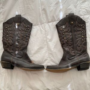 Women’s Dunn Boots by Limelight